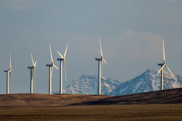 Wind Power Seen Growing Ninefold as Canada Cuts Carbon Emissions