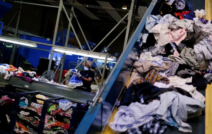 Fast fashion firms prepare for EU crackdown on waste mountain