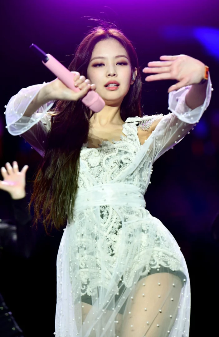 BLACKPINK's Jennie 'doing her best to recover' after leaving stage mid-song due to 'deteriorating condition'
