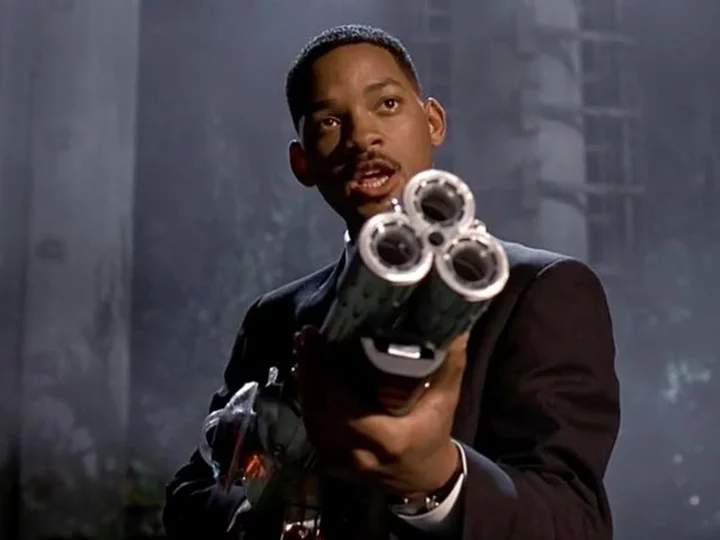 Will Smith says Steven Spielberg 'sent a helicopter' to convince him to star in 'Men in Black'