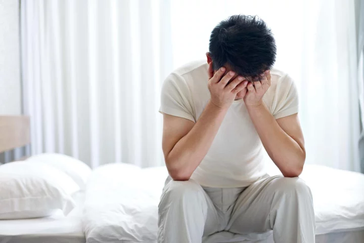 Consistent lack of sleep may increase risk of future depressive symptoms – study