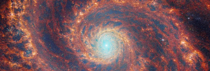 Webb captures the arresting beauty of a perfect spiral galaxy