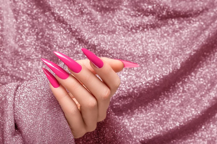 How to finger yourself really well with acrylic nails