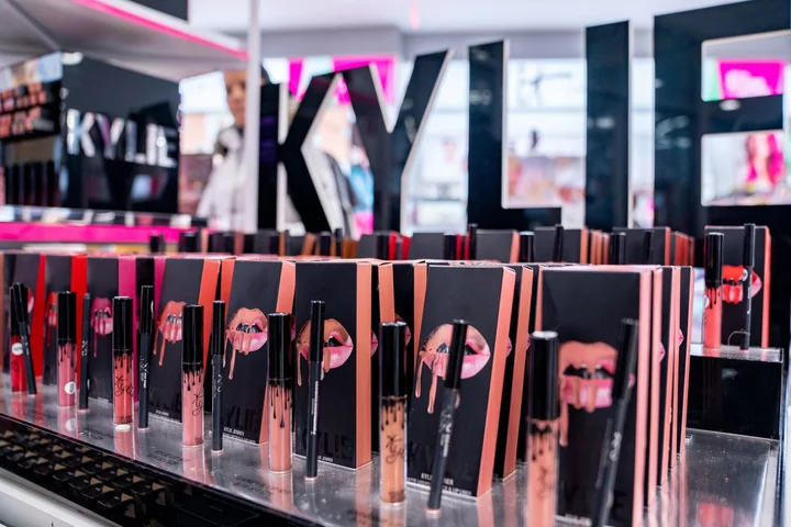 Kylie Jenner Considers Buying Back Coty’s $600 Million Stake in Her Makeup Brand