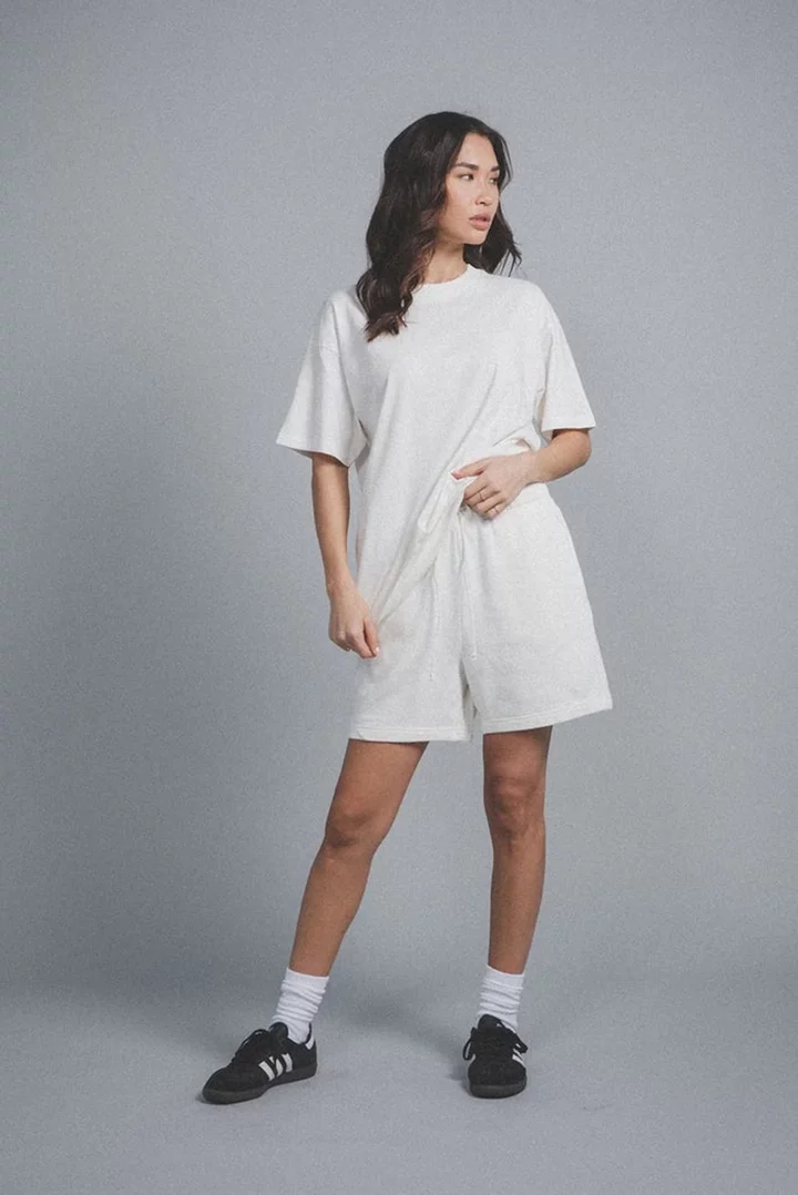 Elwood Clothing’s $30 Oversized T-Shirt Has Sold Out 5 Times — But It’s Back In Stock