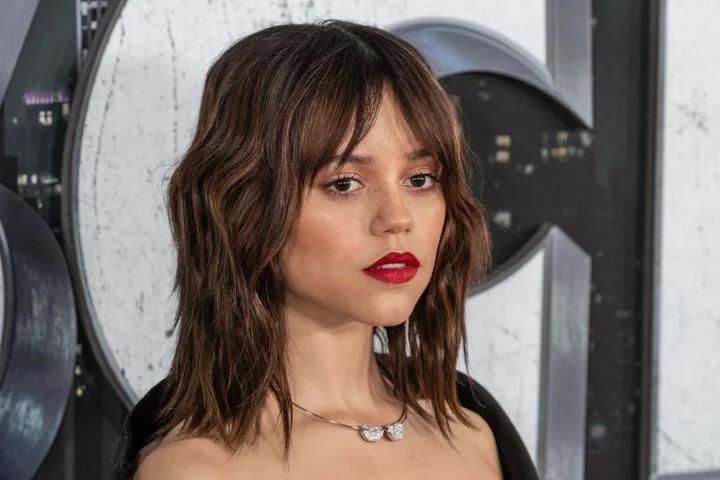 From choppy bobs to fox red, 5 celebrity-approved hair trends for autumn