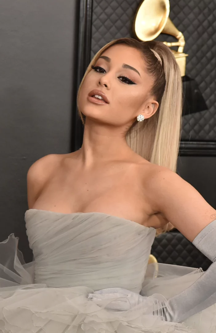 Ariana Grande 'can't believe' old trends she followed