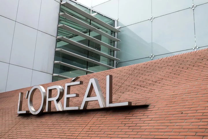 L’Oreal Sales Rise as Europe Makes Up for Weakness Elsewhere