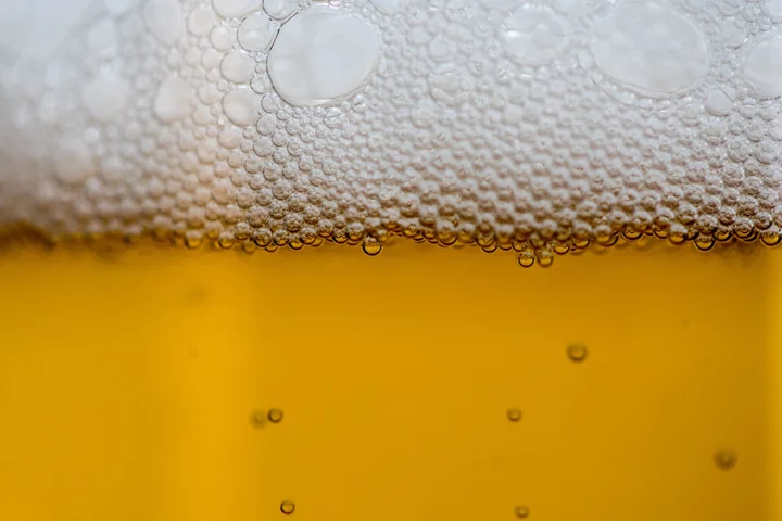 Cancer Warnings on Beer, Wine in Ireland Spark Industry Alarm
