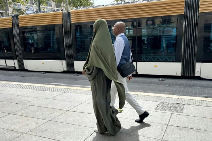 Court backs French abaya Muslim dress ban in schools