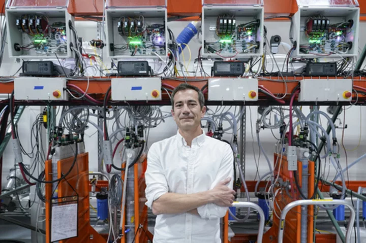 Insider Q&A: Lithium batteries have a 4-hour limit. Mateo Jaramillo hopes to solve that