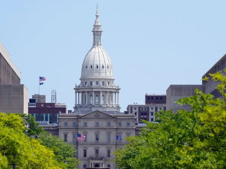 Michigan lawmakers pass ban on 'conversion therapy' for minors