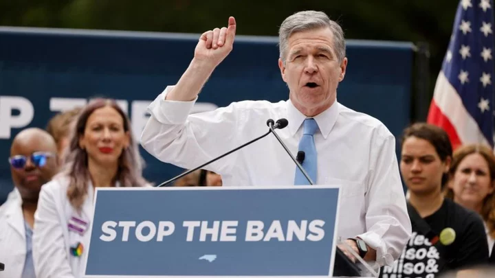 North Carolina abortion: Lawmakers override governor's veto on 12-week ban