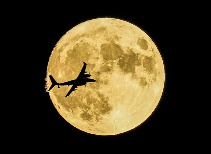 September Supermoon: When is it and how to view it?
