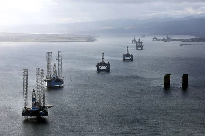 UK Pledges Hundreds of New North Sea Oil and Gas Licenses in Energy Push