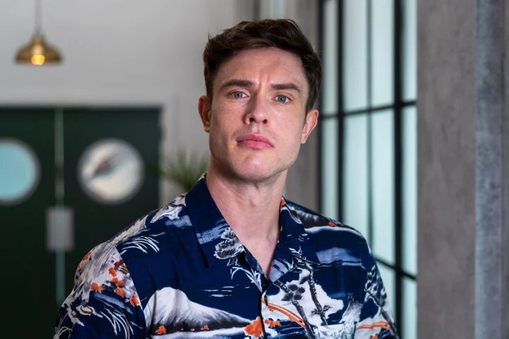 Ed Gamble used to weigh himself every day amid ‘obsessive’ weight loss: ‘I didn’t have a social life’