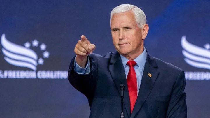 Mike Pence challenges rivals to back 15-week abortion ban
