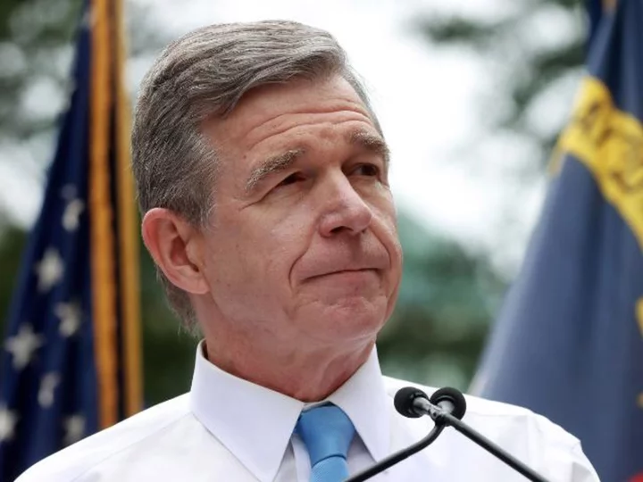 North Carolina governor signs bill adjusting new abortion law before it goes into effect