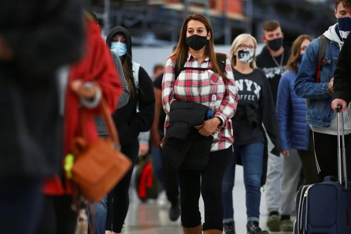 US appeals court vacates travel mask mandate ruling