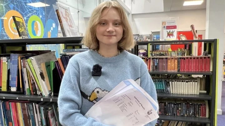 Stoke-on-Trent Ukrainian student passes GCSEs in four months