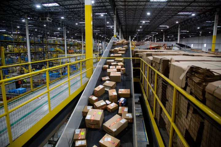 Amazon Says Its Carbon Emissions Fell for First Time Last Year