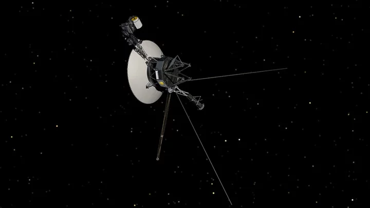 Voyager 2: Nasa receives ‘heartbeat’ signal from missing spacecraft