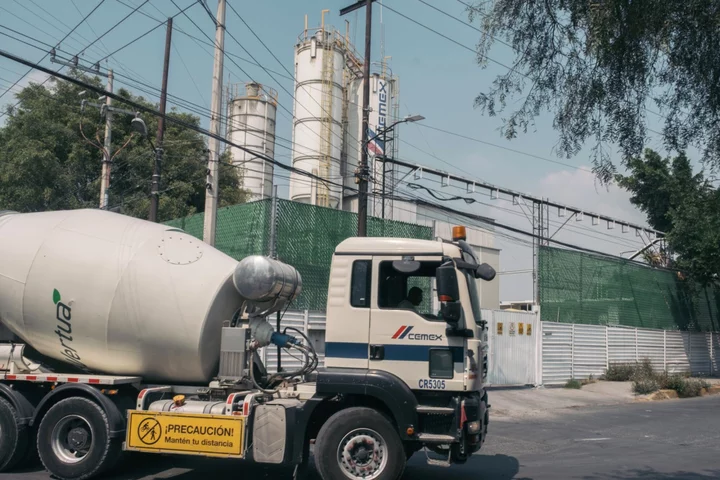 Cemex’s Shares Rise on Higher Sales Even as Profits Fall 75%