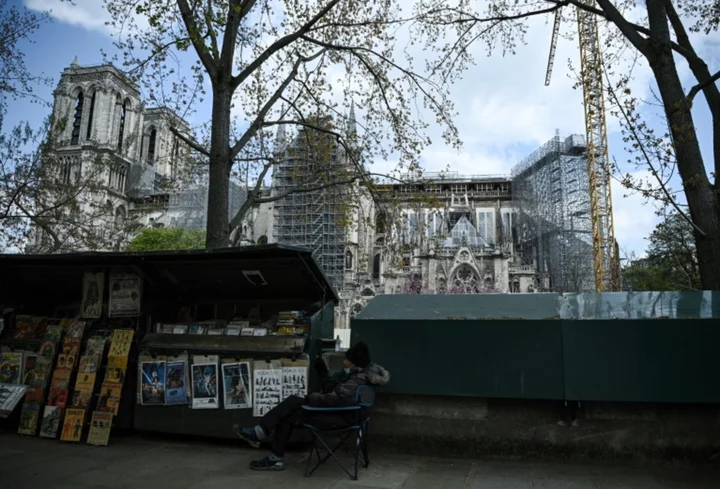 Paris riverside booksellers refuse to budge for Olympic Games