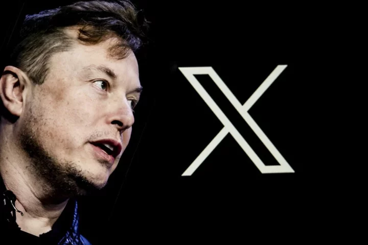 Elon Musk might charge everyone for Twitter/X next