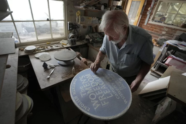 London’s historic blue plaques seek more diversity as 1,000th marker is unveiled