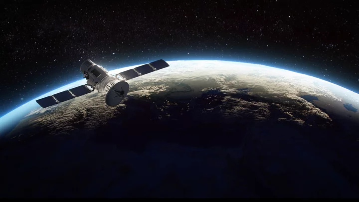 FCC Issues First-Ever Space Debris Fine Over Low-Flying Satellite