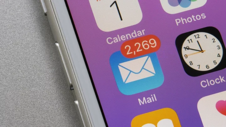 Personalize iCloud Mail: How to Buy a Custom Email Domain in iOS