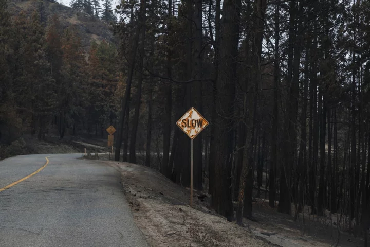 Record-Breaking Wildfires Drag Economic Growth Lower in Canada