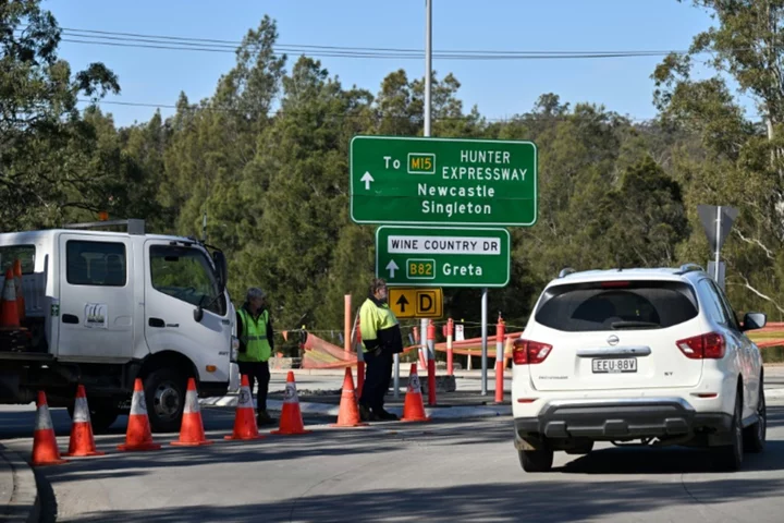 Ten dead in Australia wedding bus crash