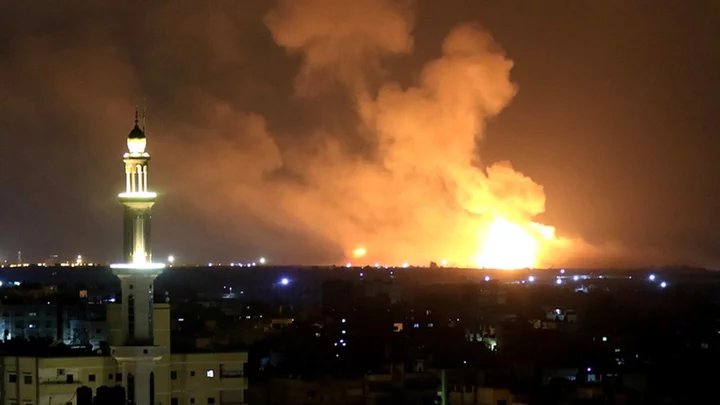 Israel Gaza strikes kill top militants and 10 civilians