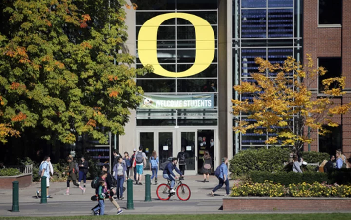 Female athletes sue the University of Oregon alleging Title IX violations by the school