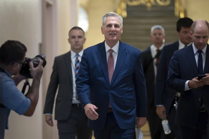 Angry and frustrated, McCarthy challenges right-flank colleagues to try to oust him from his post