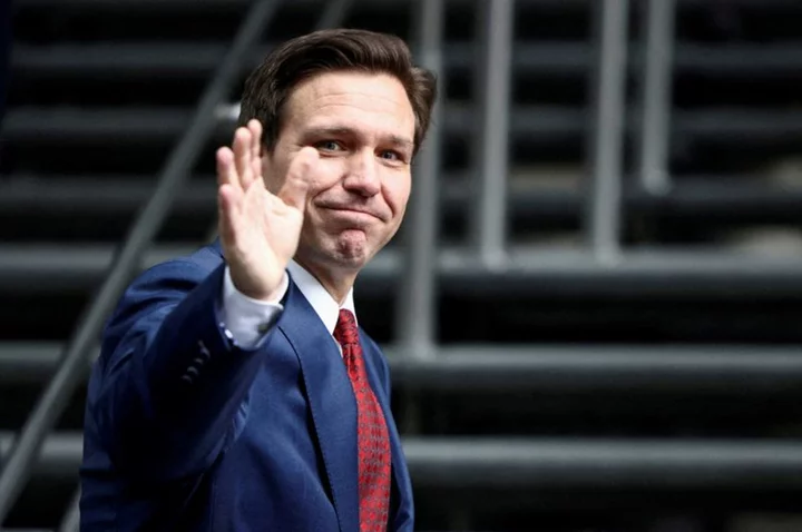 Ahead of 2024 bid, DeSantis challenges Trump on abortion limits