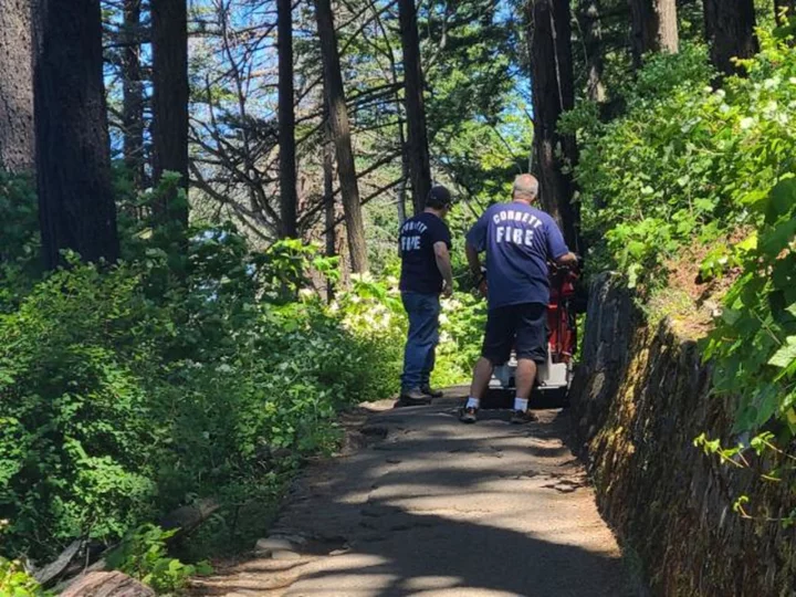 Father dies after falling over 100 feet from an Oregon trail's cliff while hiking with family, authorities say