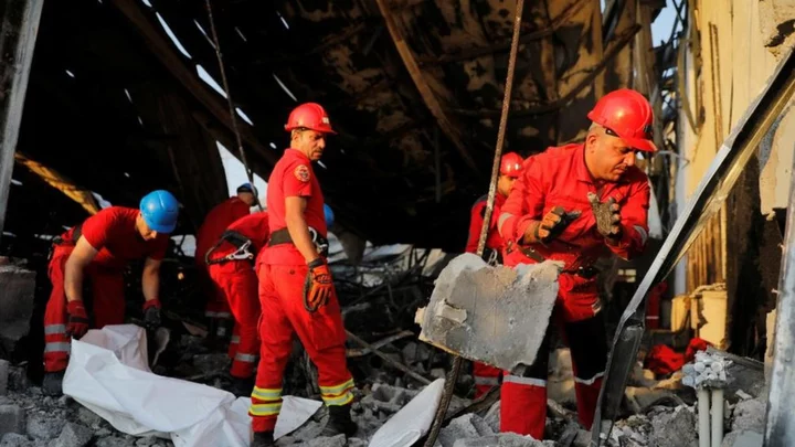 Iraq fire: Eyewitnesses tell of wedding hall blaze horror