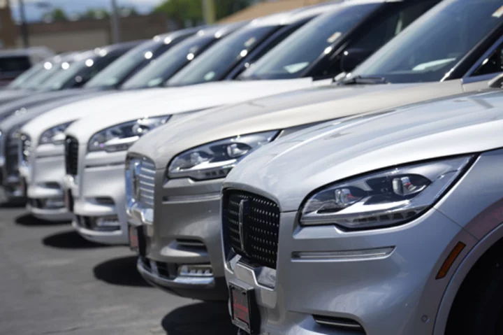 Strong demand drives US new vehicle sales higher in the first half of the year