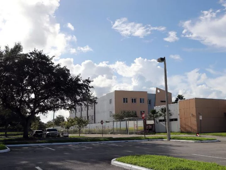 Judge rules to allow Parkland school shooting reenactment in civil lawsuit against former school resource officer