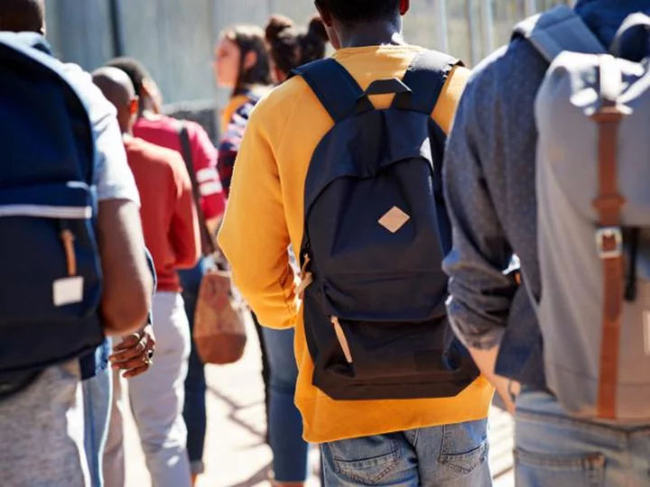 2 Michigan school districts ban backpacks amid safety concerns, with one citing the 4th gun confiscated from a student