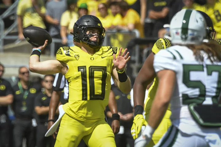 No. 15 Oregon dominates in 81-7 win over Portland State