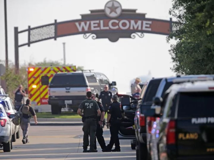 Panicked 911 calls capture chaos during the Texas mall massacre that left 8 dead