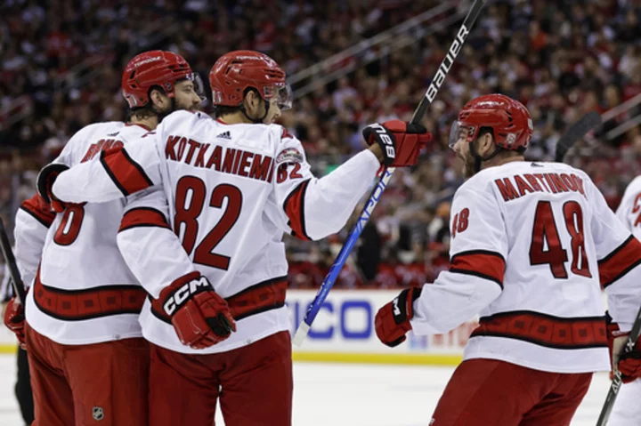 Hurricanes have 5-goal 2nd, rout Devils 6-1 for 3-1 lead