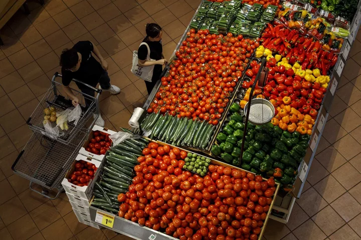 Inflation Slows in Canada, Cracking Door Open to Rate Cuts