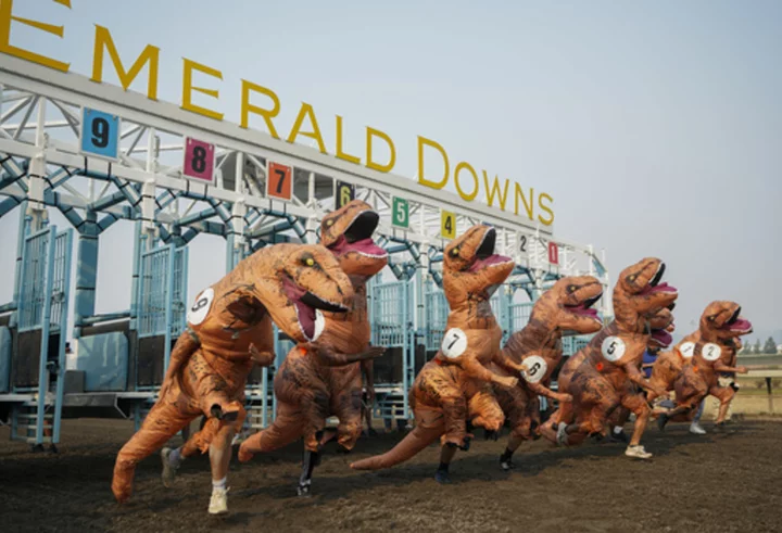 'T. rexes' race to photo finish at Washington state track