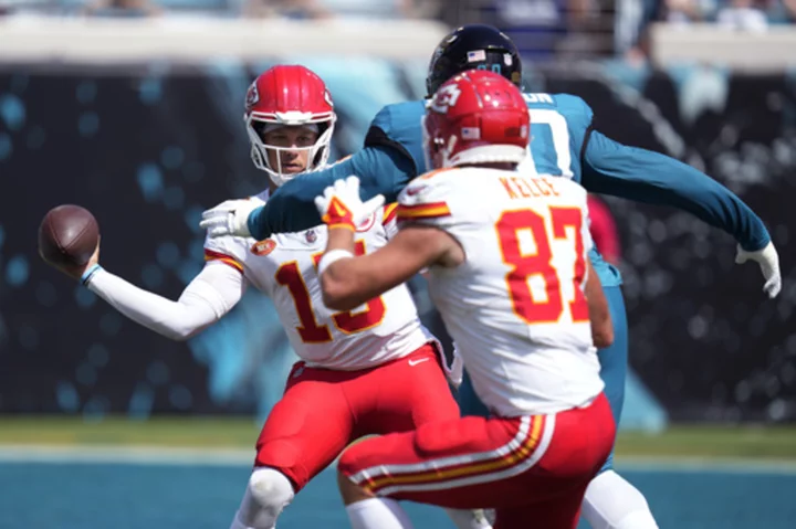 Chiefs overcome mistakes to beat Jaguars 17-9, Kansas City's 3rd win vs. Jacksonville in 10 months