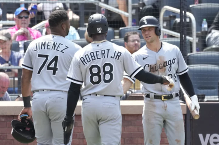 Grandal's 2-run double in 4-run 6th lifts White Sox to 6-2 win as Quintana makes Mets debut